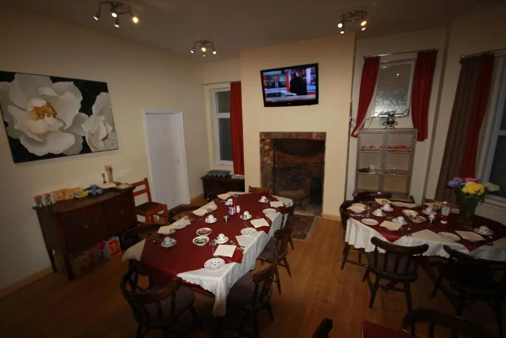 Dolphins Hotel Bournemouth Bed & Breakfast